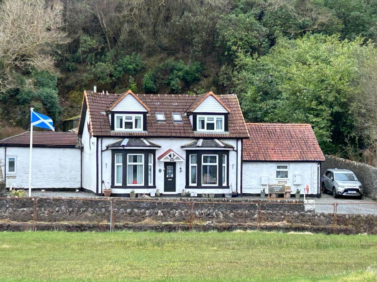 Montague Villa Данун Екстериор снимка